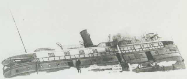 Argo in Ice-Holland 1905