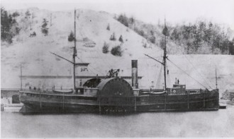 Side wheel Steamer Milwaukee